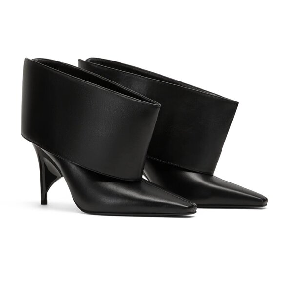 Jordyn Woods Shoes - REV CUFF HEEL BLACK by Jordyn Woods